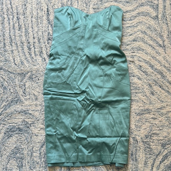 Nicole Miller Collection Elegant tailored  Strapless Dress 4 - Picture 1 of 6